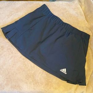 Y2K Adidas tennis skort